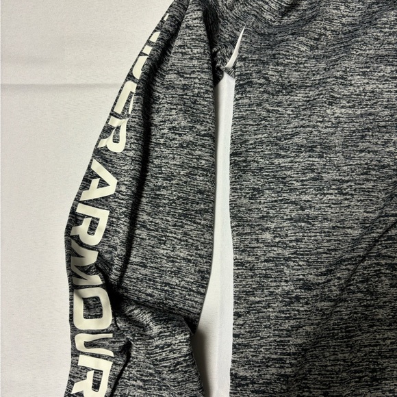 UNDER ARMOUR HOODIE ✔️ - Picture 3 of 4